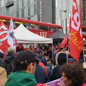 Rassemblement à Nantes contre les coupes dans la Culture