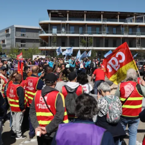 L’emploi industriel sauvé par les canons ? Arnaque, fraude et supercherie