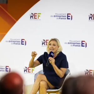 Logement : Marine Le Pen et le RN dans la continuité des lois antisociales de Macron